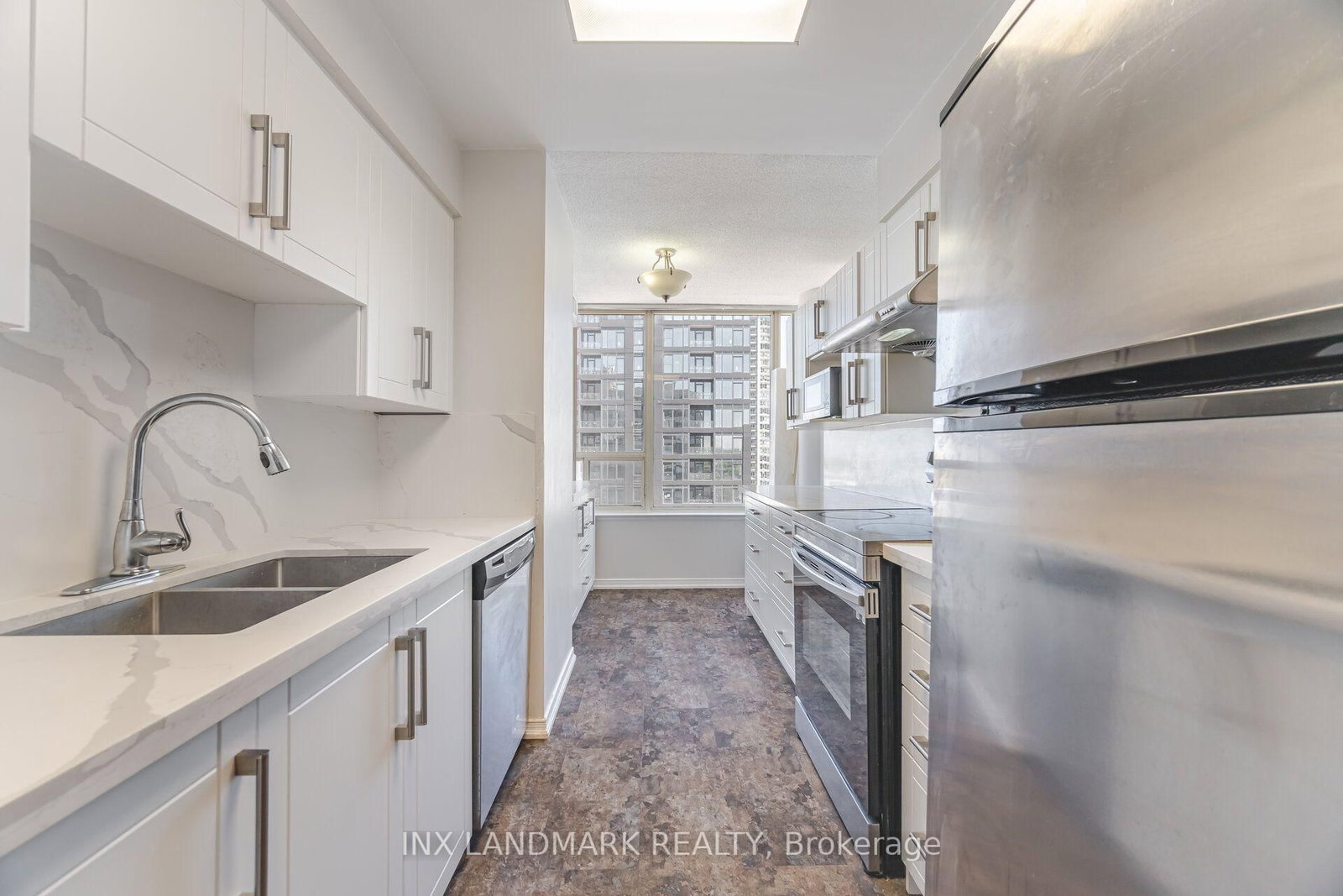 330 Rathburn Road W • #2008 • Mississauga, ON photo 10