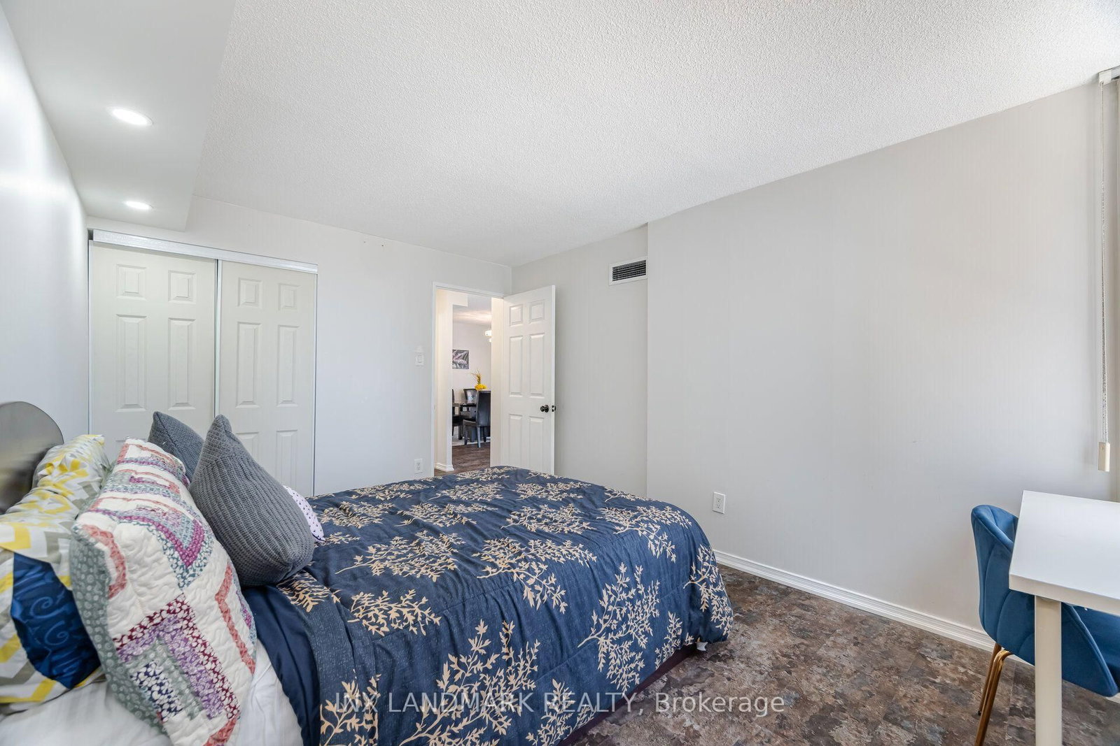 330 Rathburn Road W • #2008 • Mississauga, ON photo 27