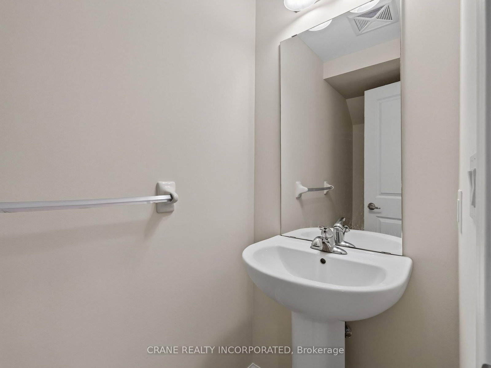 400 Hopewell Avenue • #108 • Toronto, ON photo 37
