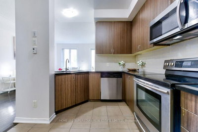 61 Utopia Way • Brampton, ON photo 9