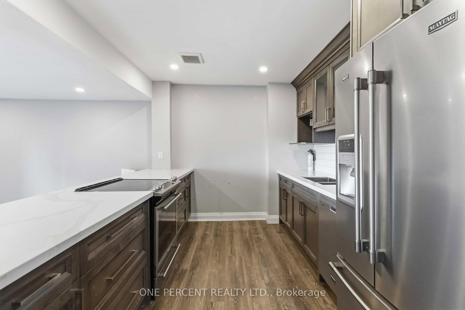 15 Elizabeth Street N • #1005 • Mississauga, ON photo 15
