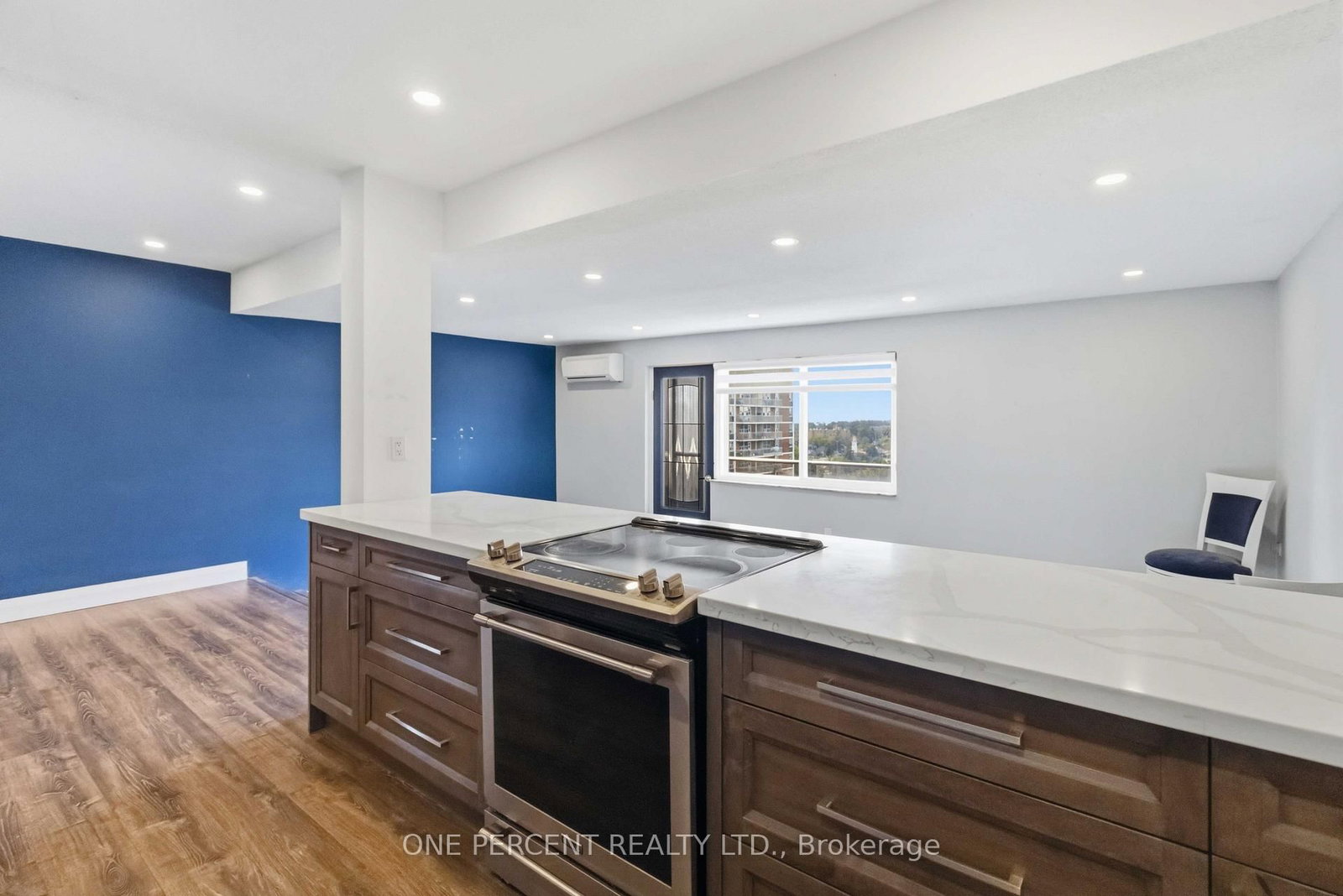 15 Elizabeth Street N • #1005 • Mississauga, ON photo 17