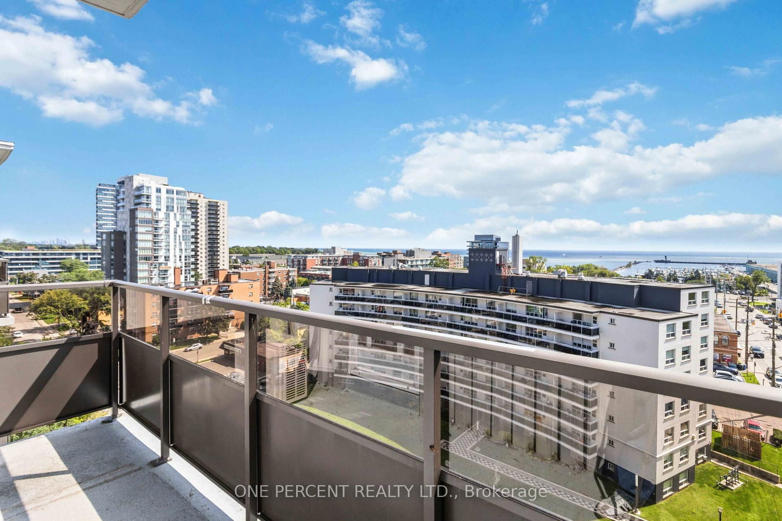 15 Elizabeth Street N • #1005 • Mississauga, ON photo 27