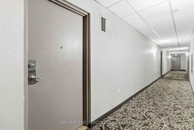 15 Elizabeth Street N • #1005 • Mississauga, ON photo 4