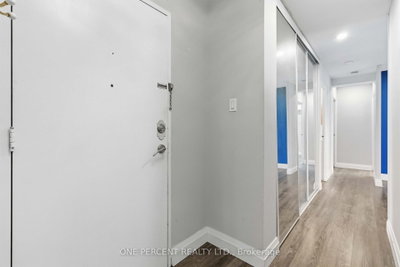 15 Elizabeth Street N • #1005 • Mississauga, ON photo 5