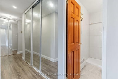 15 Elizabeth Street N • #1005 • Mississauga, ON photo 6