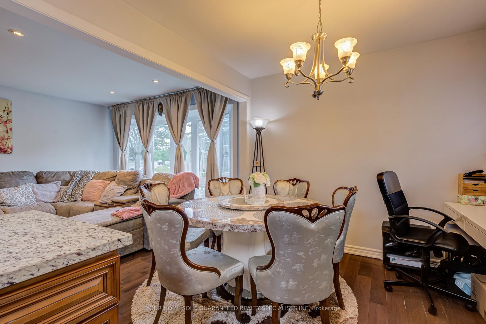 5 Hallow Crescent • Toronto, ON photo 12
