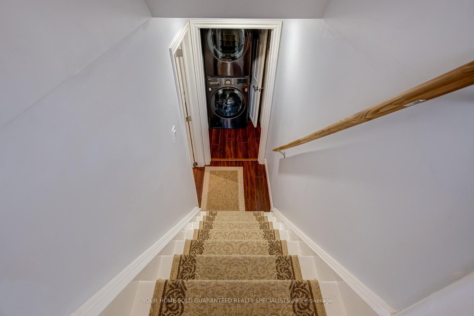 5 Hallow Crescent • Toronto, ON photo 20
