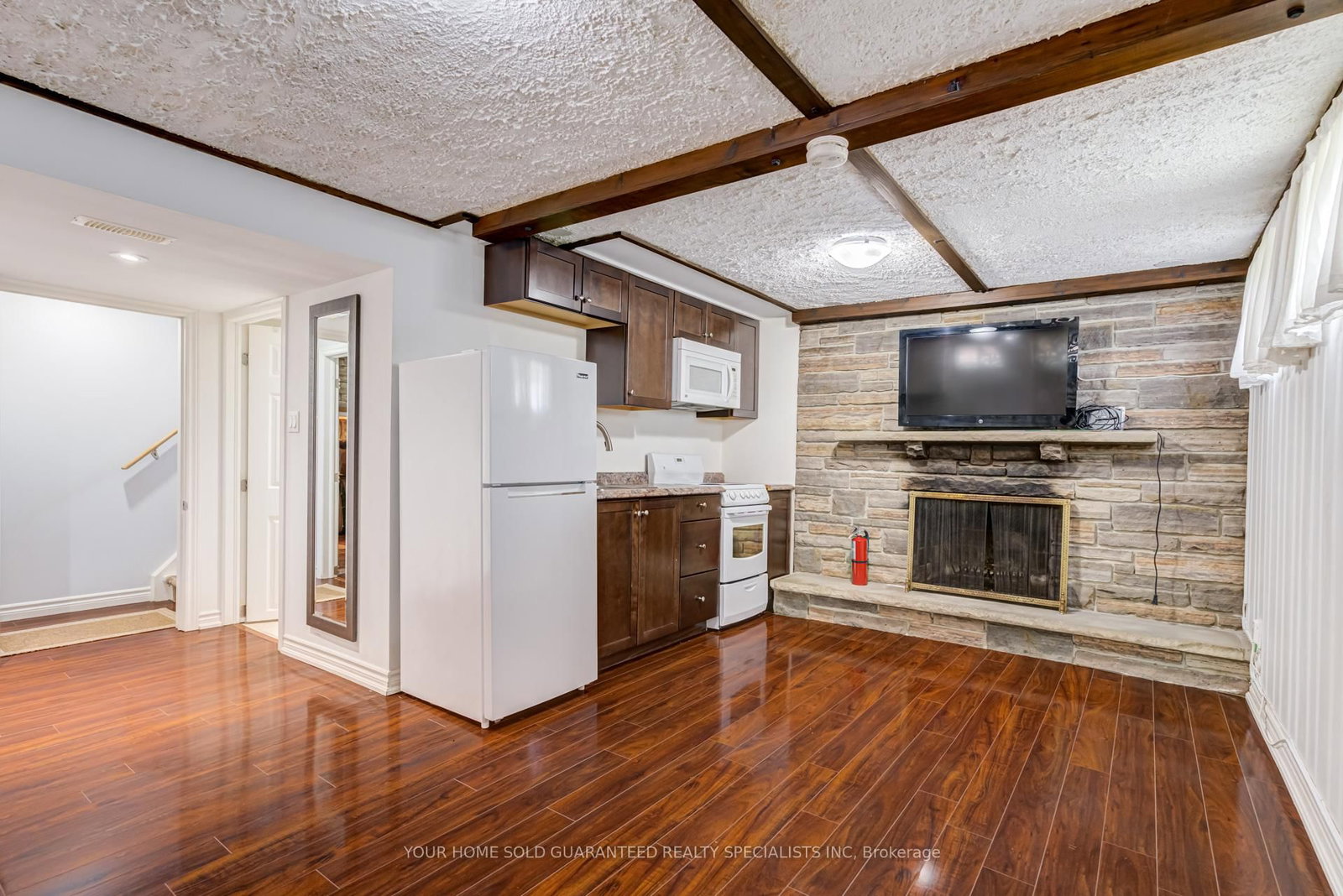 5 Hallow Crescent • Toronto, ON photo 22