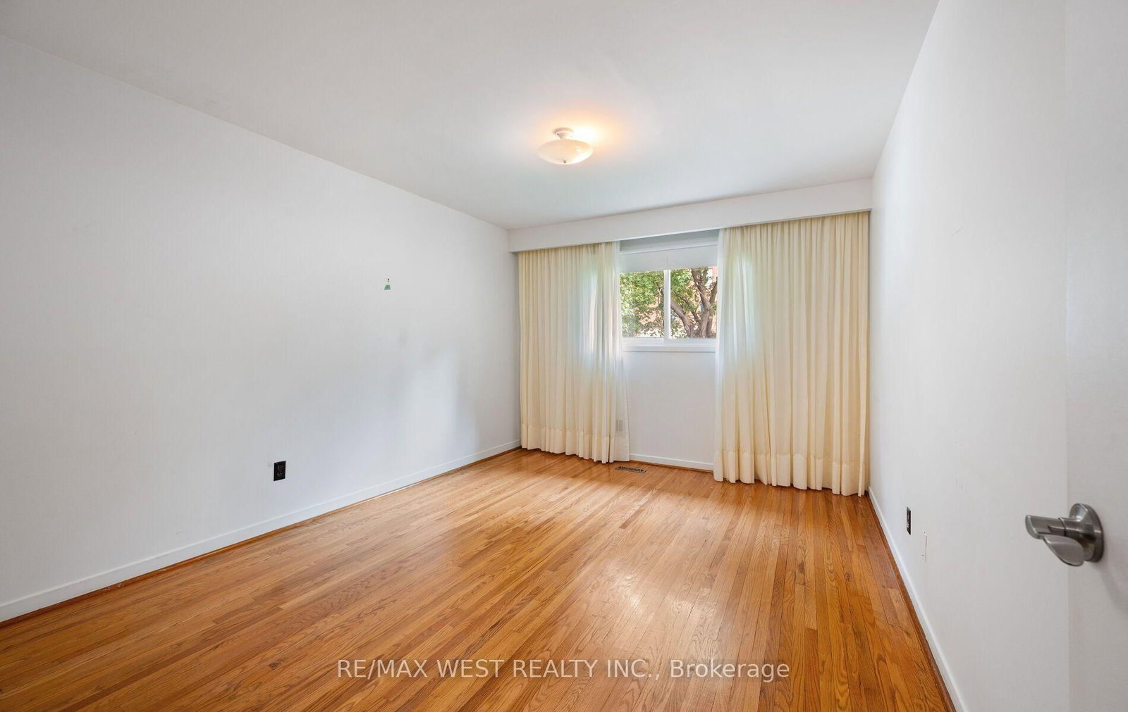 7397 Catalpa Road • Mississauga, ON photo 20