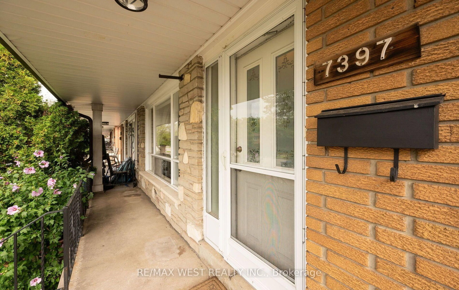 7397 Catalpa Road • Mississauga, ON photo 4