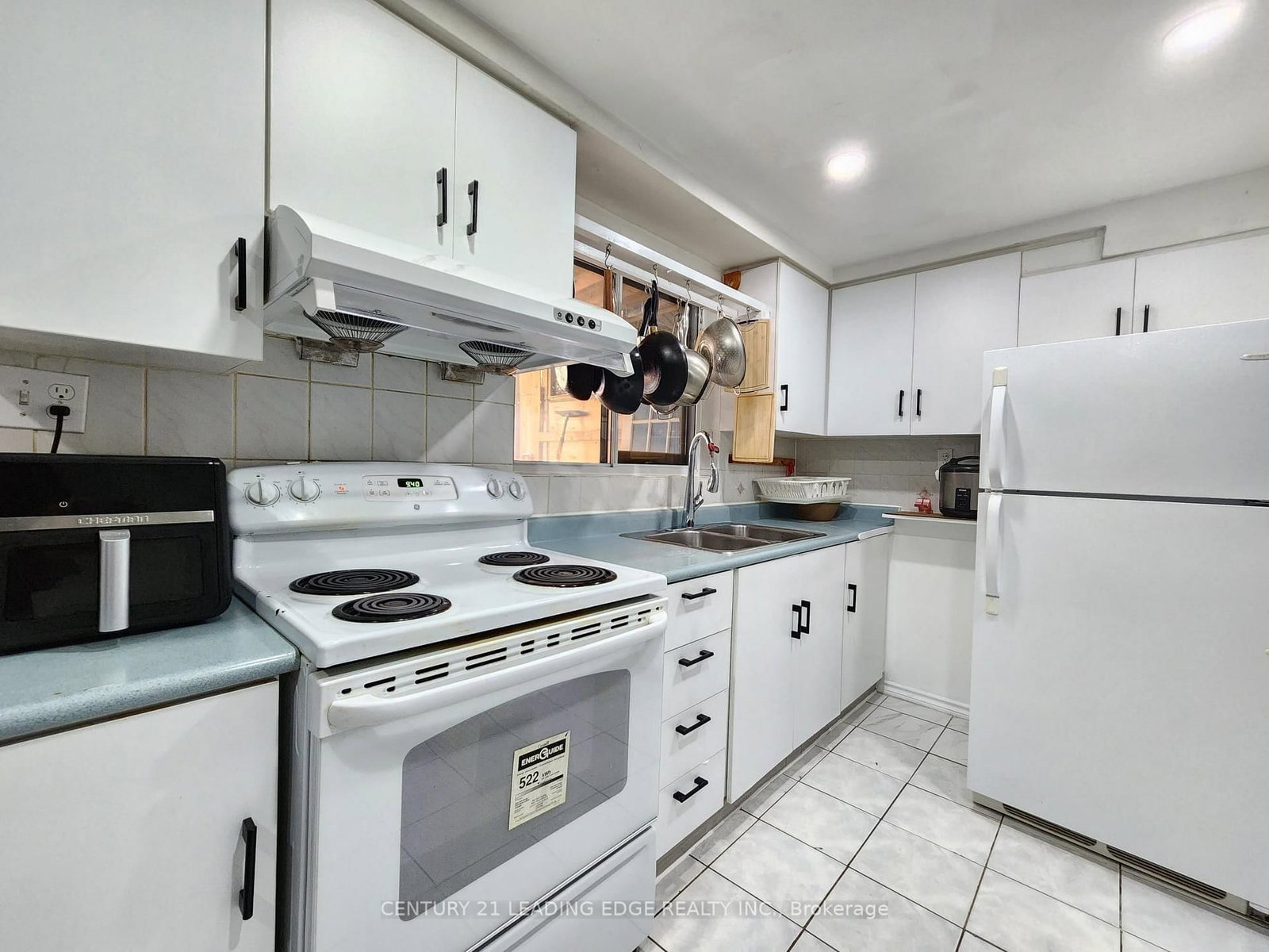 203 Lotherton Pathway • #82 • Toronto, ON photo 18