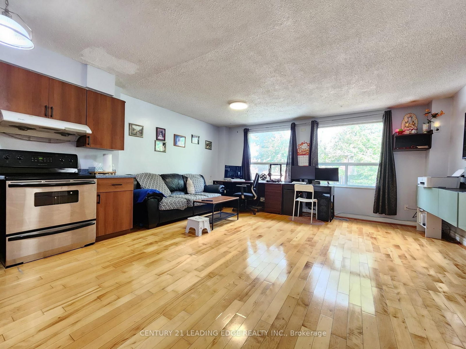 203 Lotherton Pathway • #82 • Toronto, ON photo 3