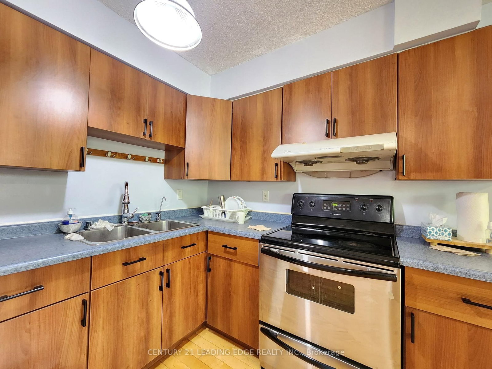 203 Lotherton Pathway • #82 • Toronto, ON photo 6