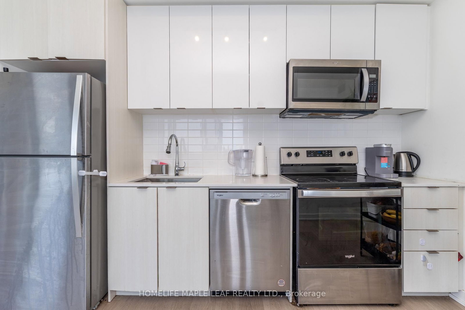 859 The Queensway • #703 • Toronto, ON photo 14