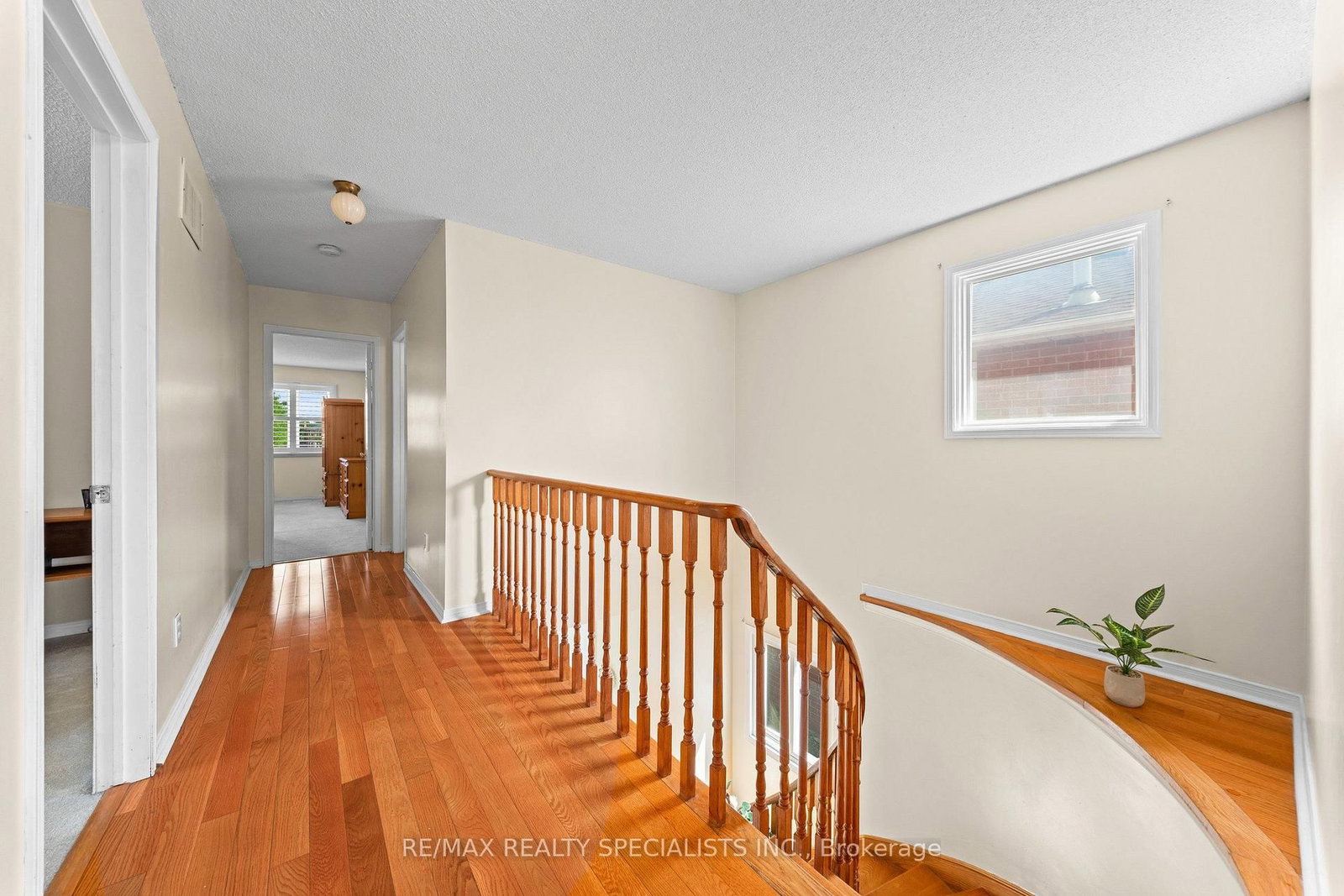 6386 Longspur Road • Mississauga, ON photo 16