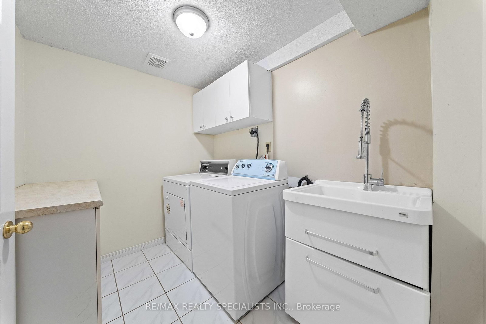 6386 Longspur Road • Mississauga, ON photo 30