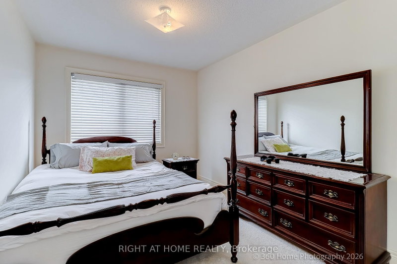 1130 Cawthra Mississauga,ON L5G 4V7 — Photo 10