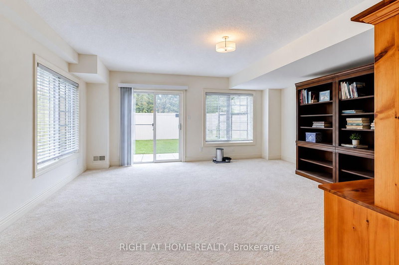 1130 Cawthra Mississauga,ON L5G 4V7 — Photo 19