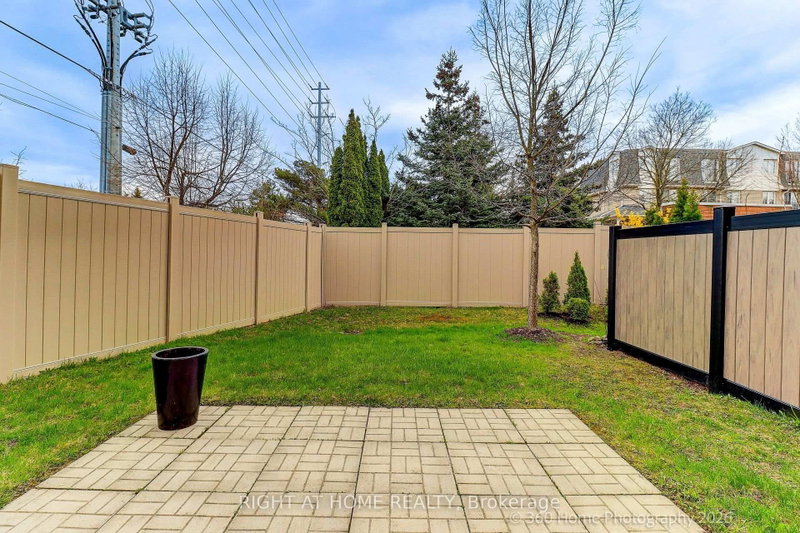 1130 Cawthra Mississauga,ON L5G 4V7 — Photo 22