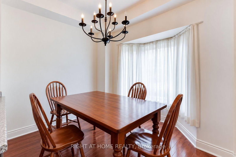 1130 Cawthra Mississauga,ON L5G 4V7 — Photo 8