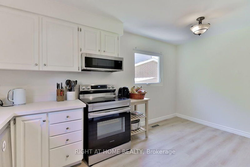 2932 Remea Mississauga,ON L5L 2H5 — Photo 13