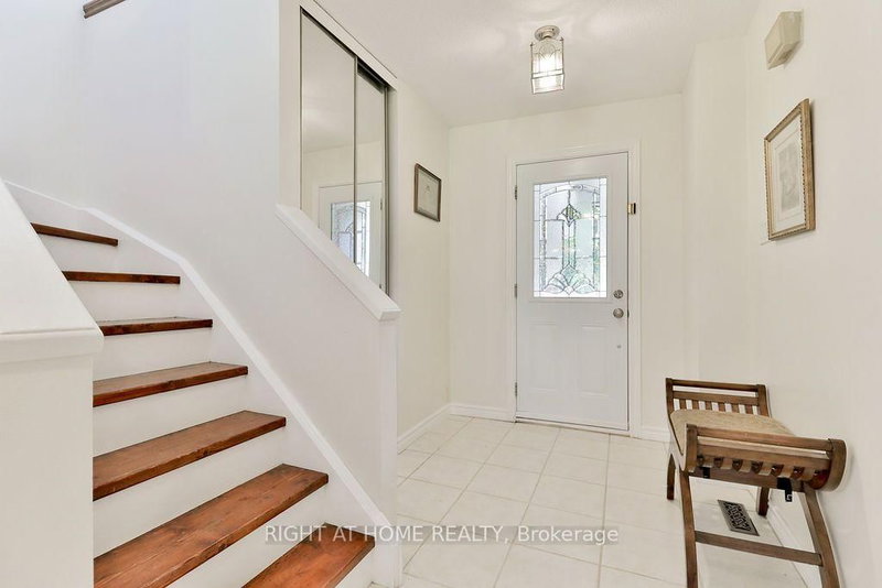 2932 Remea Mississauga,ON L5L 2H5 — Photo 4