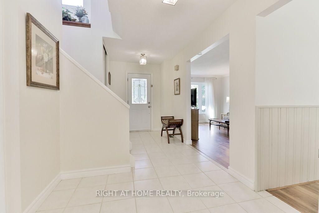 2932 Remea Court • Mississauga, ON photo 5
