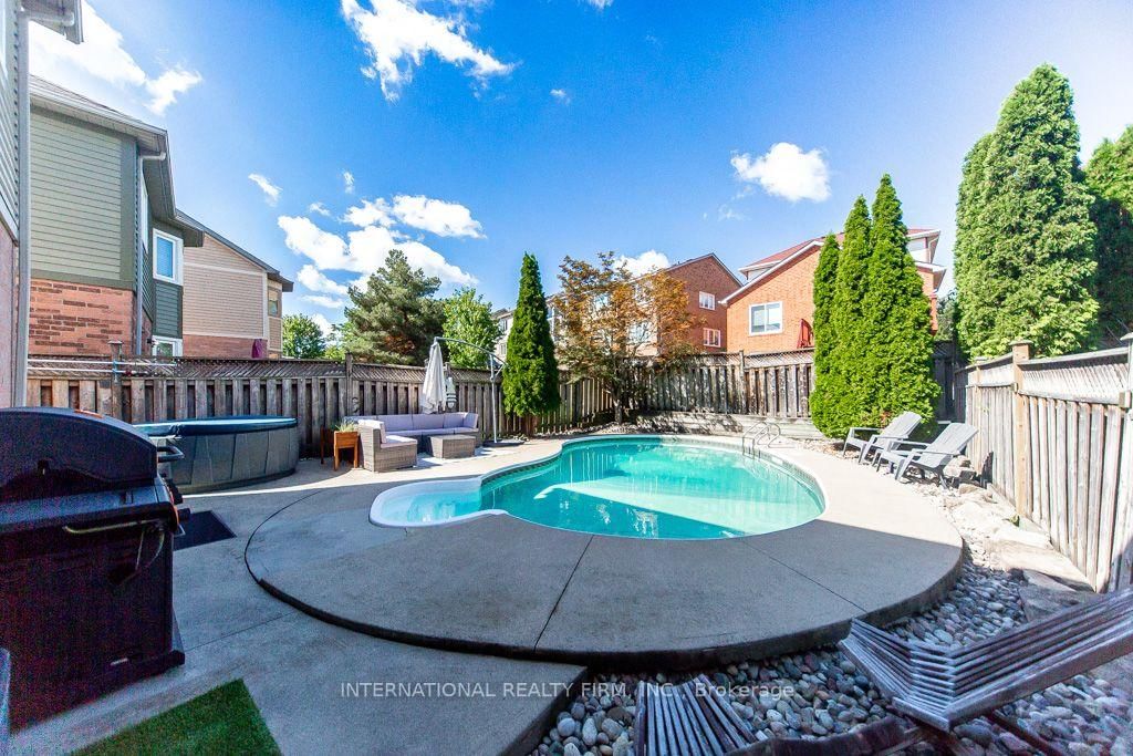 2745 Galleon Crescent • Mississauga, ON photo 37