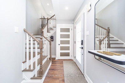 2745 Galleon Crescent • Mississauga, ON photo 5