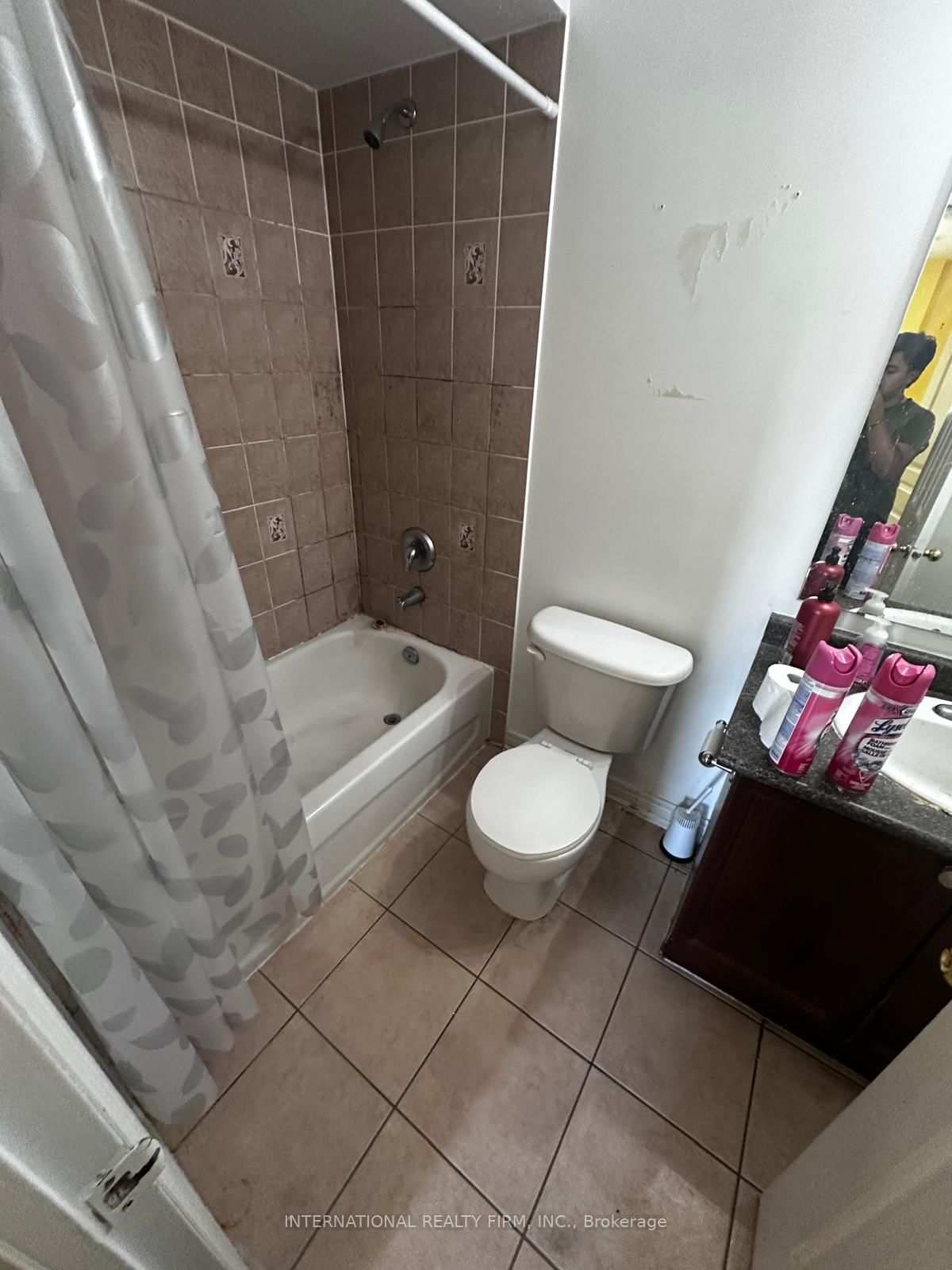 66 Leitch Avenue • Toronto, ON photo 13