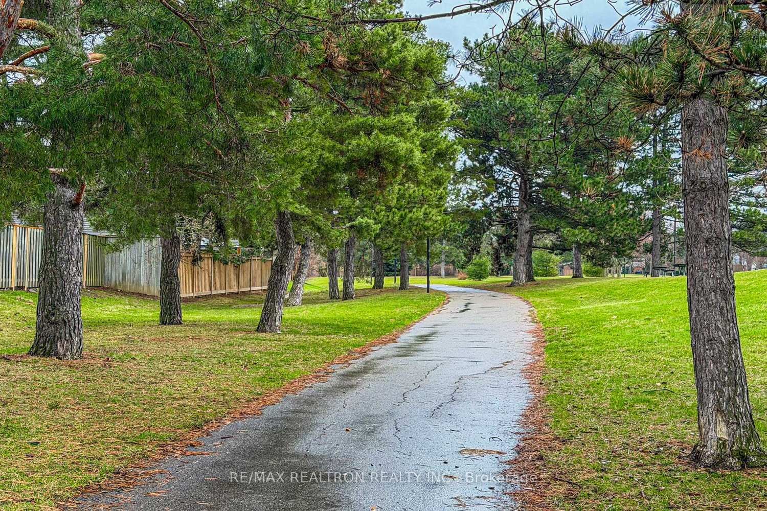6699 Falconer Drive • #1 • Mississauga, ON photo 26