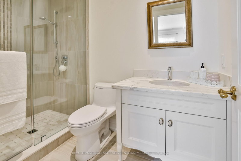 1511 Broadmoor Mississauga,ON L5G 3T7 — Photo 32