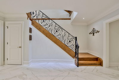 1511 Broadmoor Mississauga,ON L5G 3T7 — Photo 34