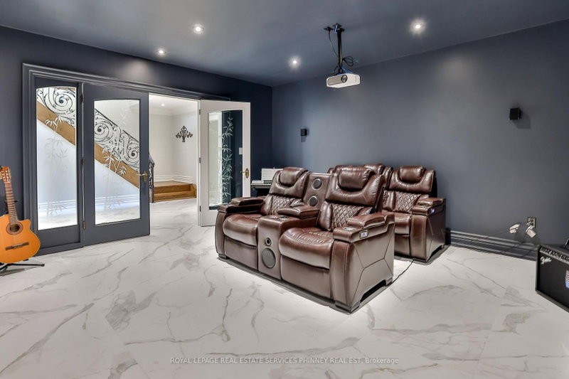 1511 Broadmoor Mississauga,ON L5G 3T7 — Photo 37