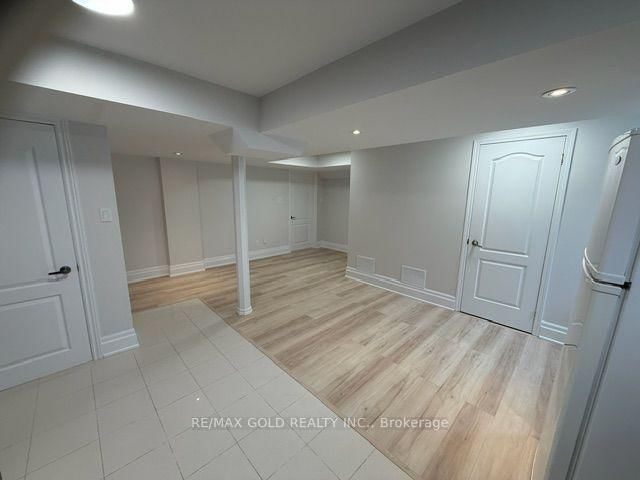 47 Midsummer Drive