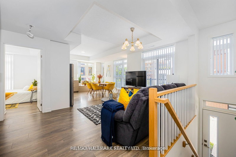 207 - 90 Canon Jackson Drive