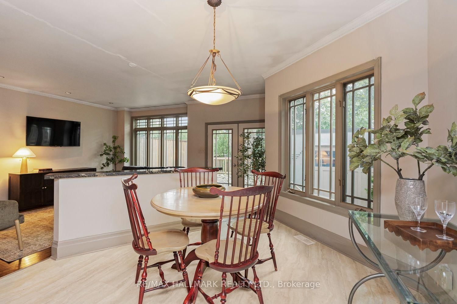 173 High Park Avenue • Toronto, ON photo 37