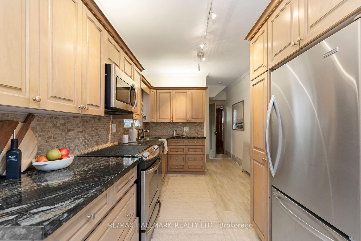 173 High Park Avenue • Toronto, ON photo 38