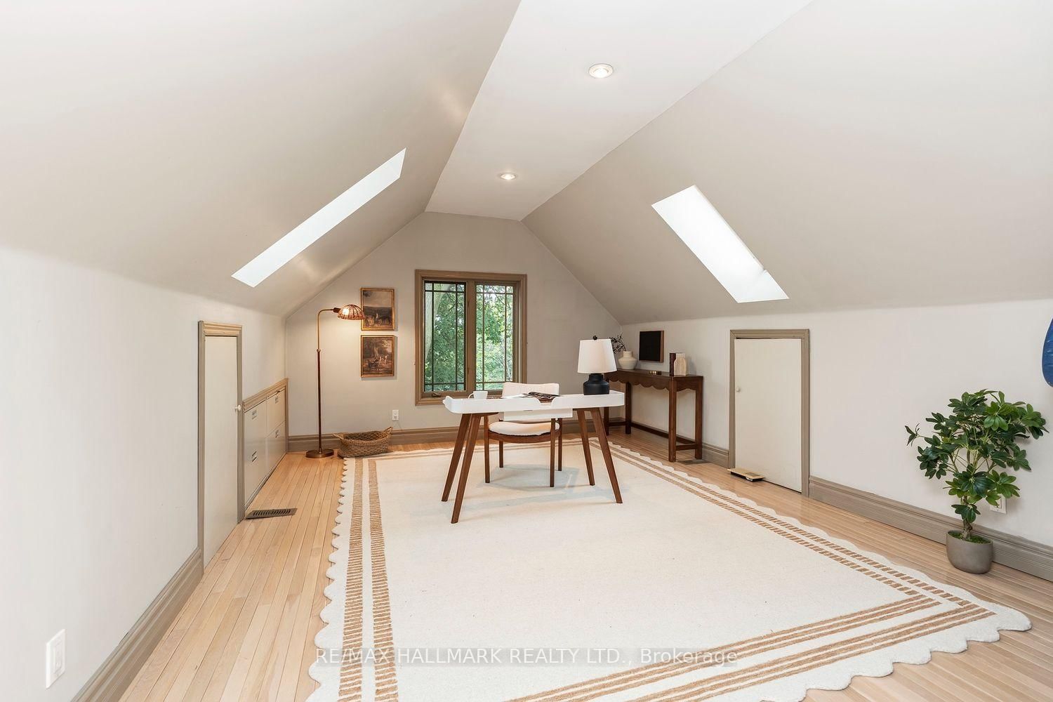 173 High Park Avenue • Toronto, ON photo 44