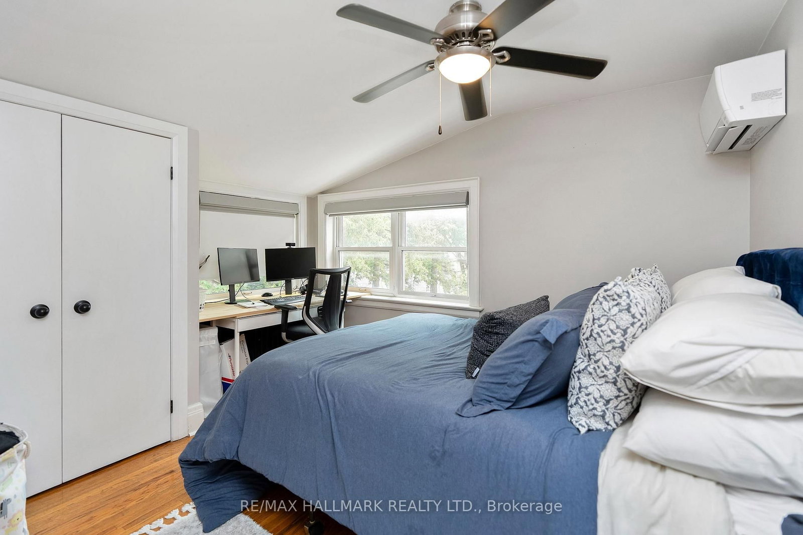 141 Humbercrest Boulevard • Toronto, ON photo 8