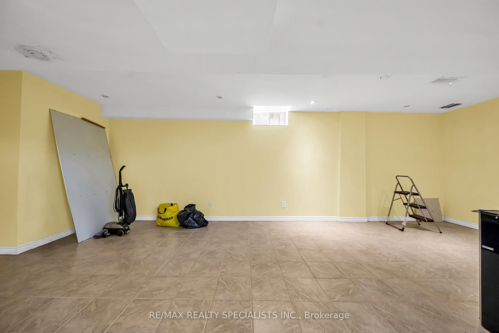 6 Topiary Lane • Brampton, ON photo 11