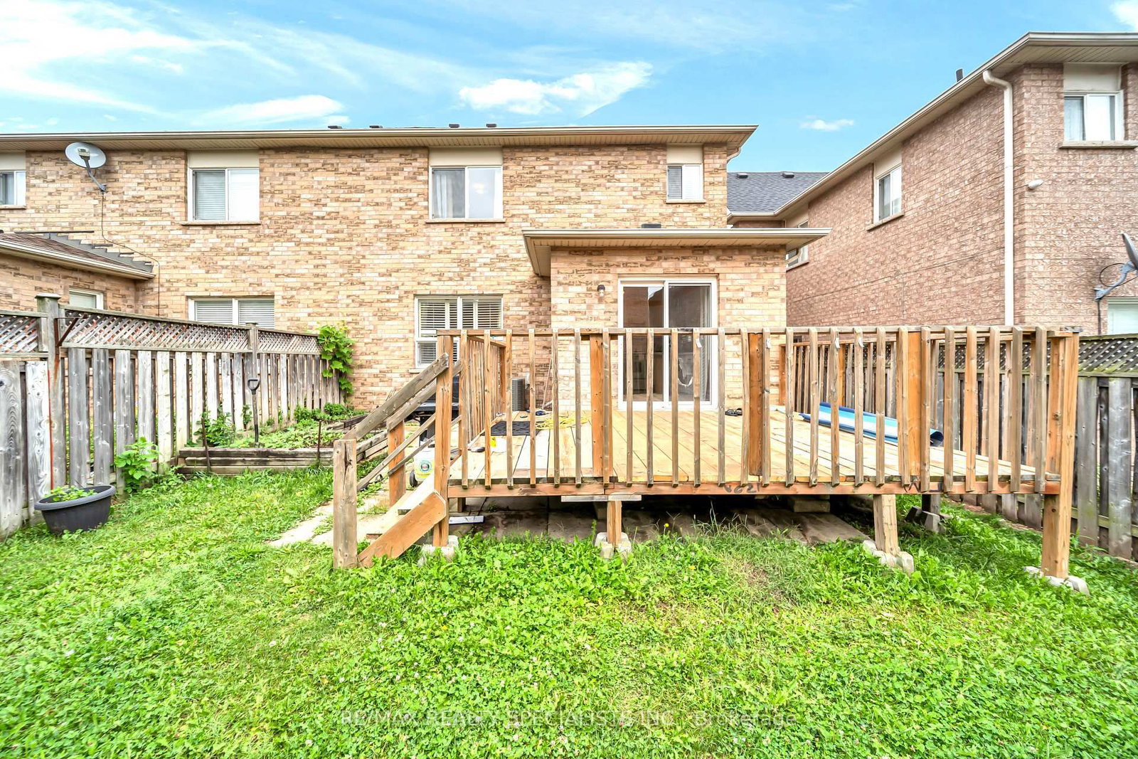 6 Topiary Lane • Brampton, ON photo 13