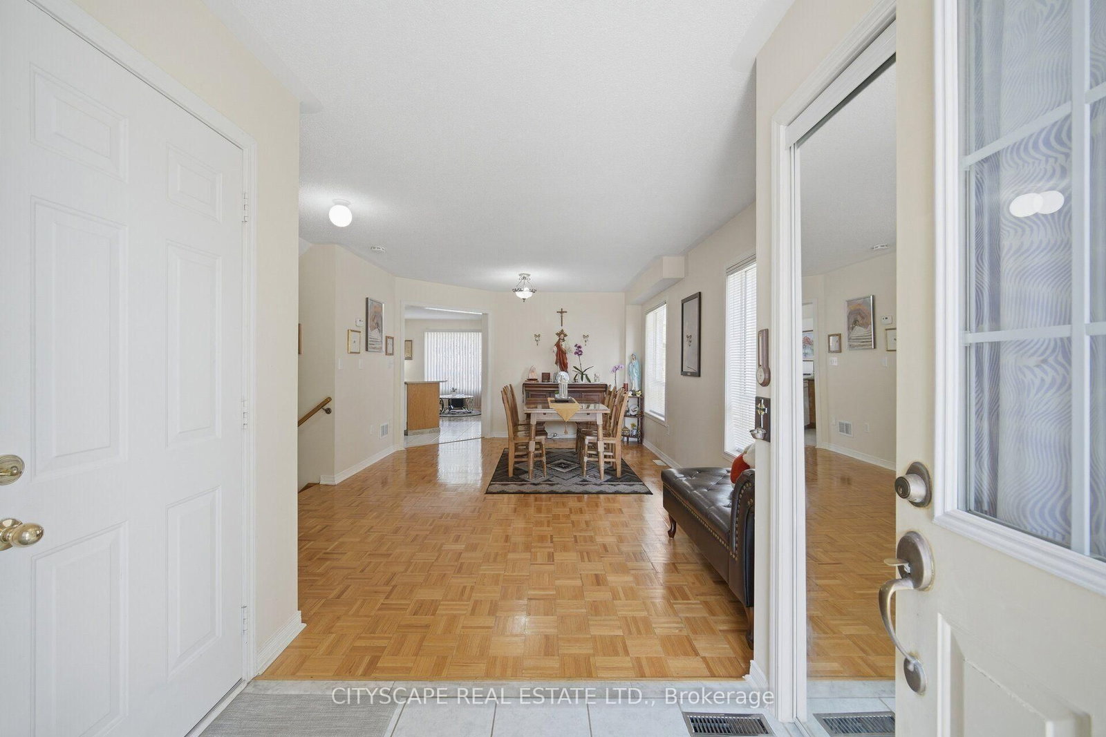 221 Richvale Drive S • Brampton, ON photo 8