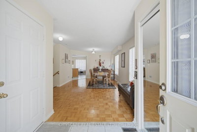 221 Richvale Drive S • Brampton, ON photo 8