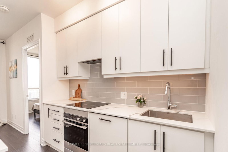 30 Elm Mississauga,ON L5B 0N6 — Photo 9