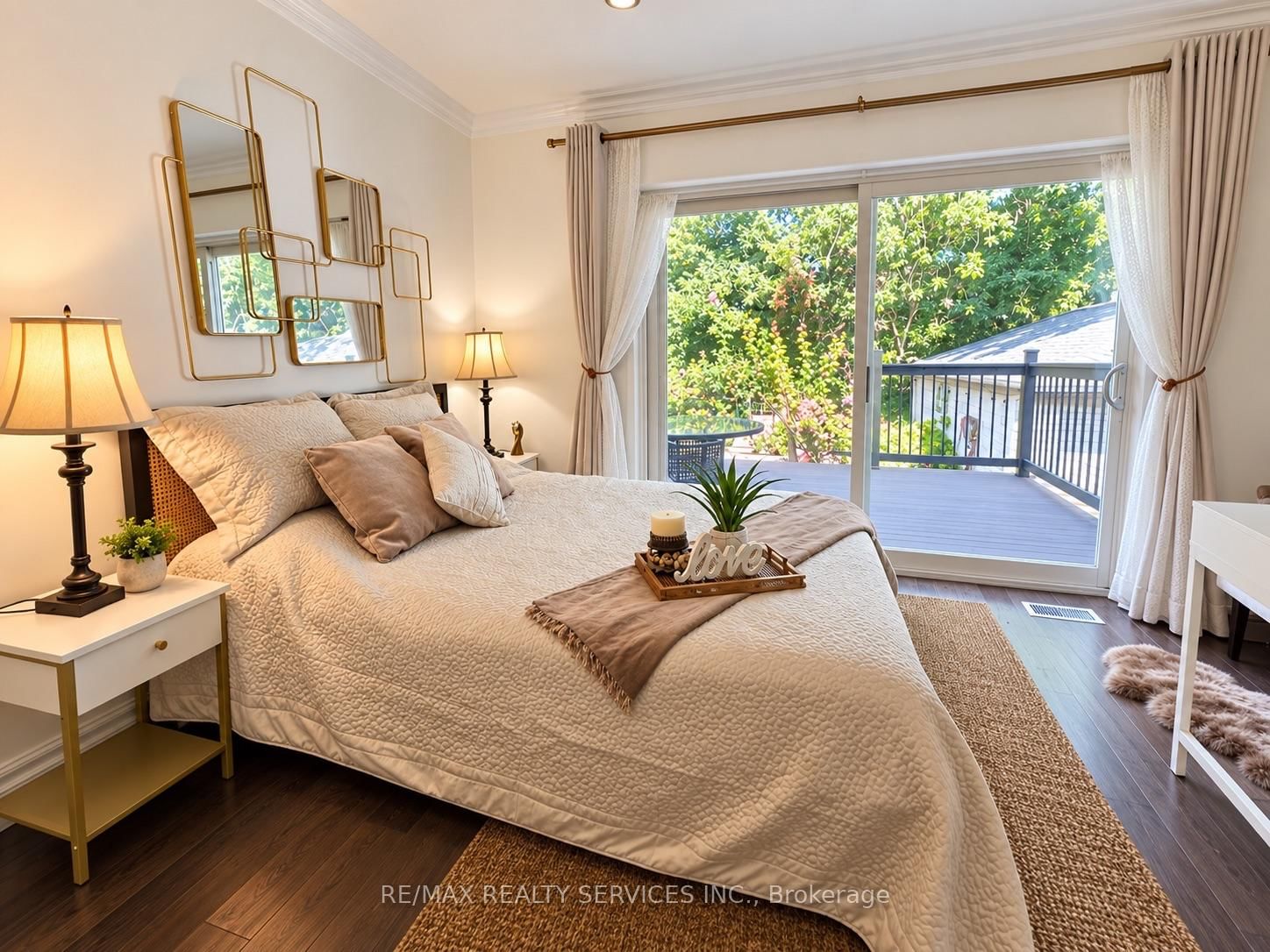 21 Mcintosh Avenue • Toronto, ON photo 11