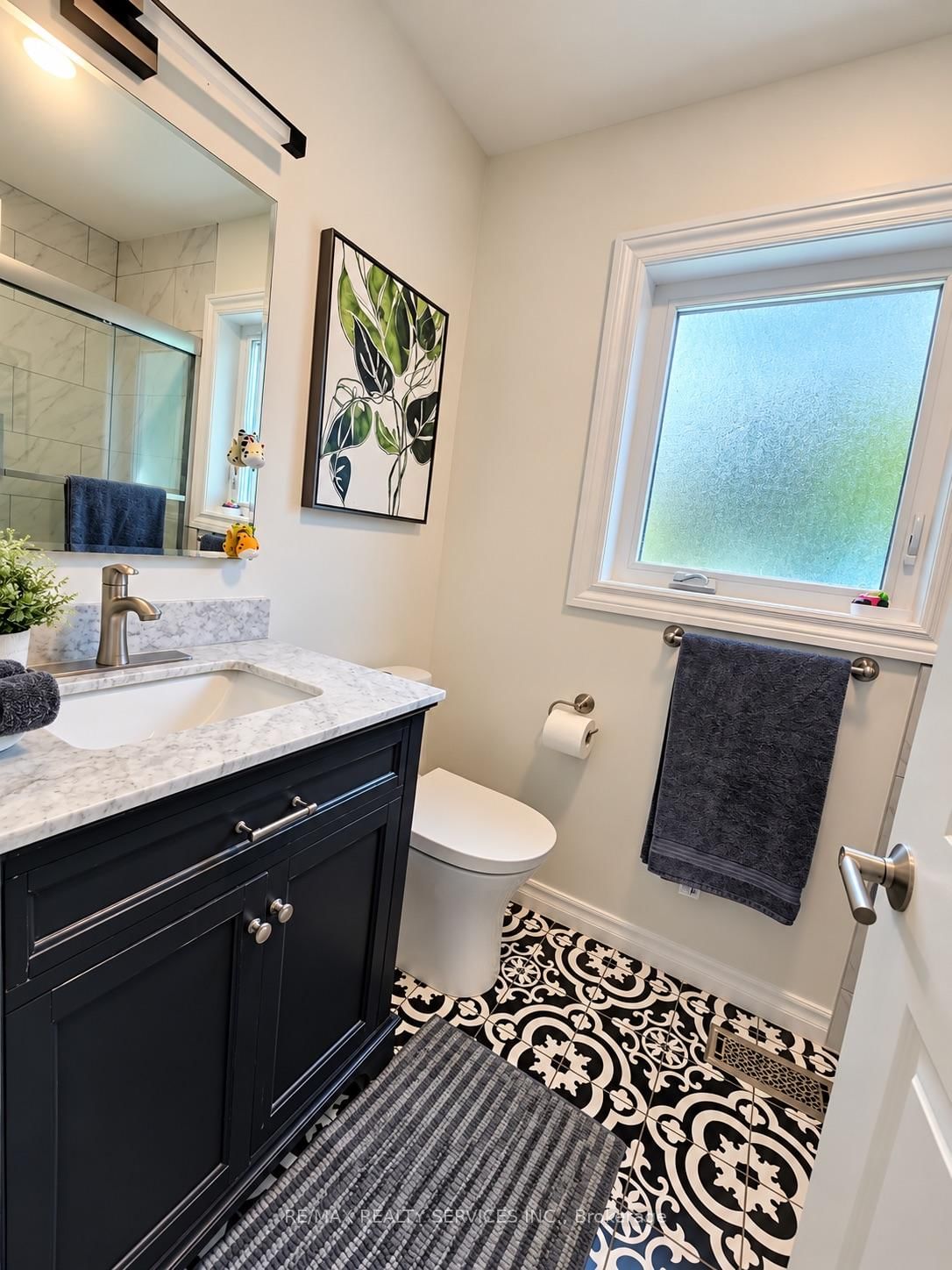 21 Mcintosh Avenue • Toronto, ON photo 19