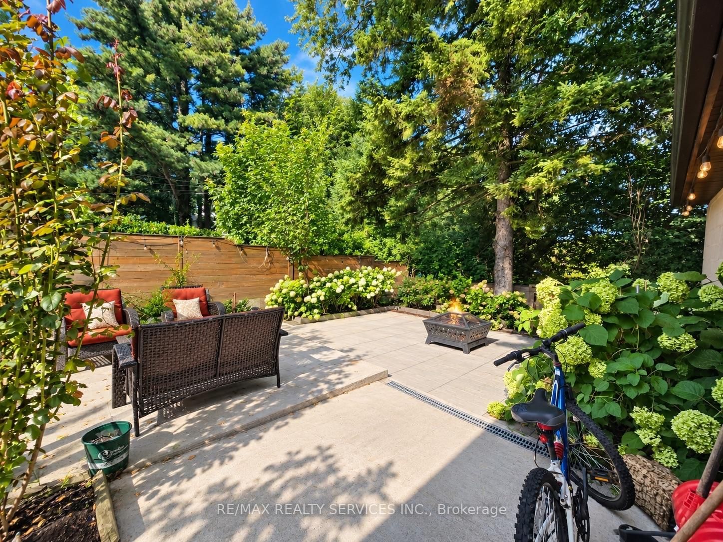 21 Mcintosh Avenue • Toronto, ON photo 24