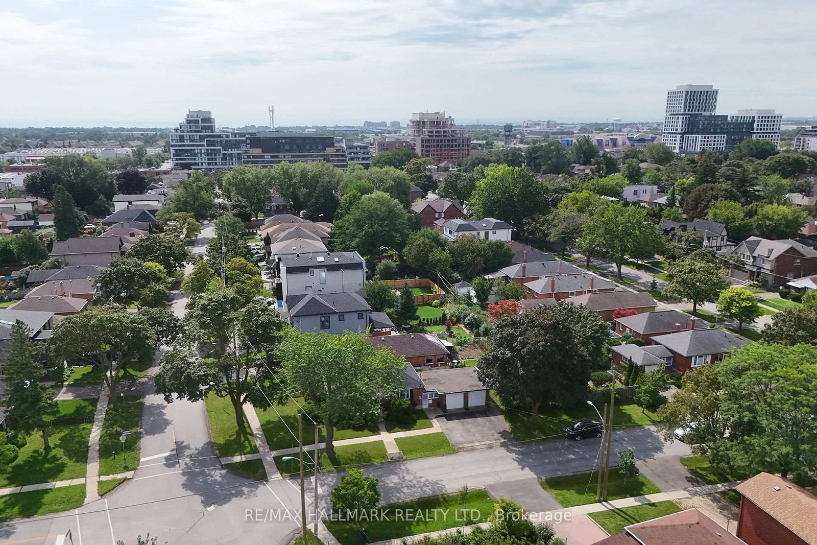 55 Athol Avenue • Toronto, ON photo 34
